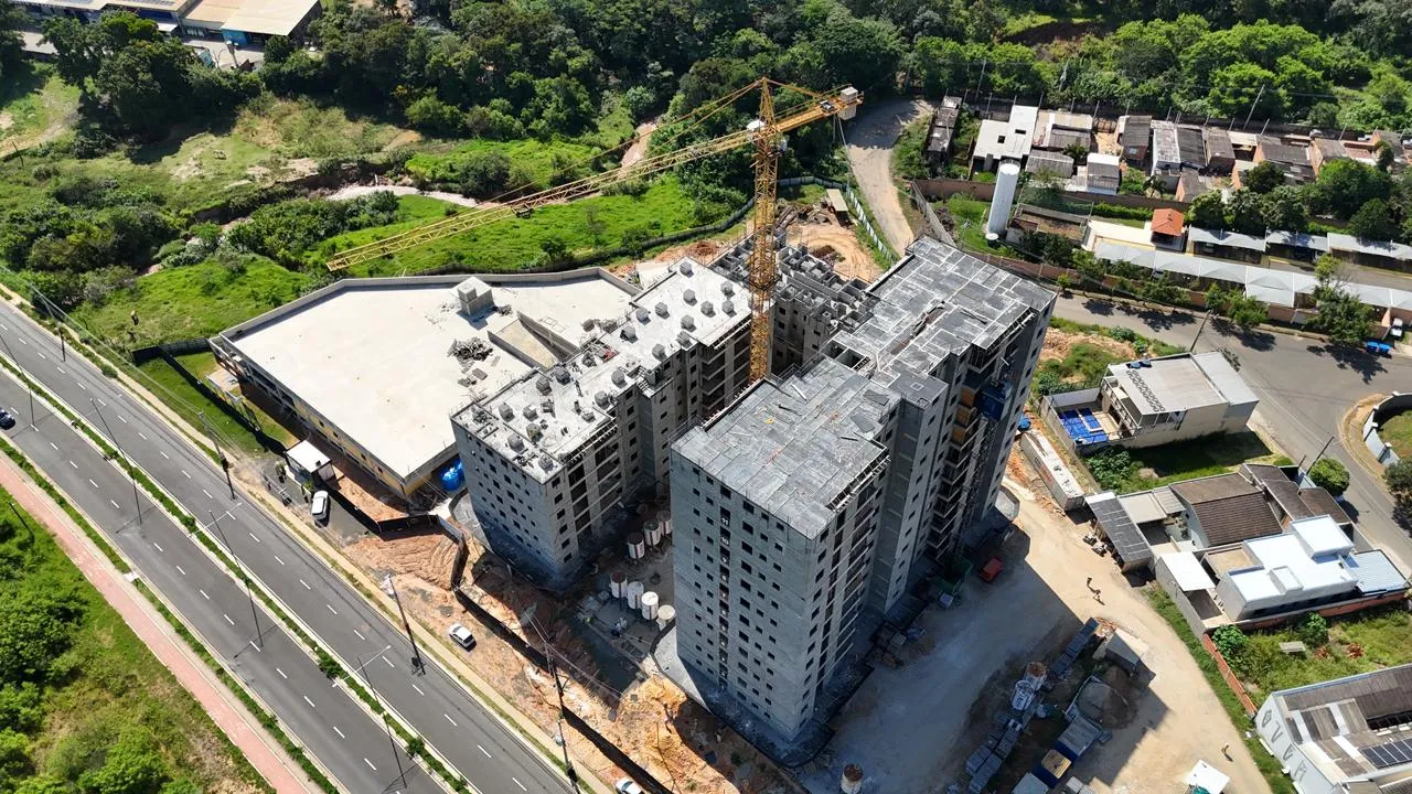 Estrutura Avançada